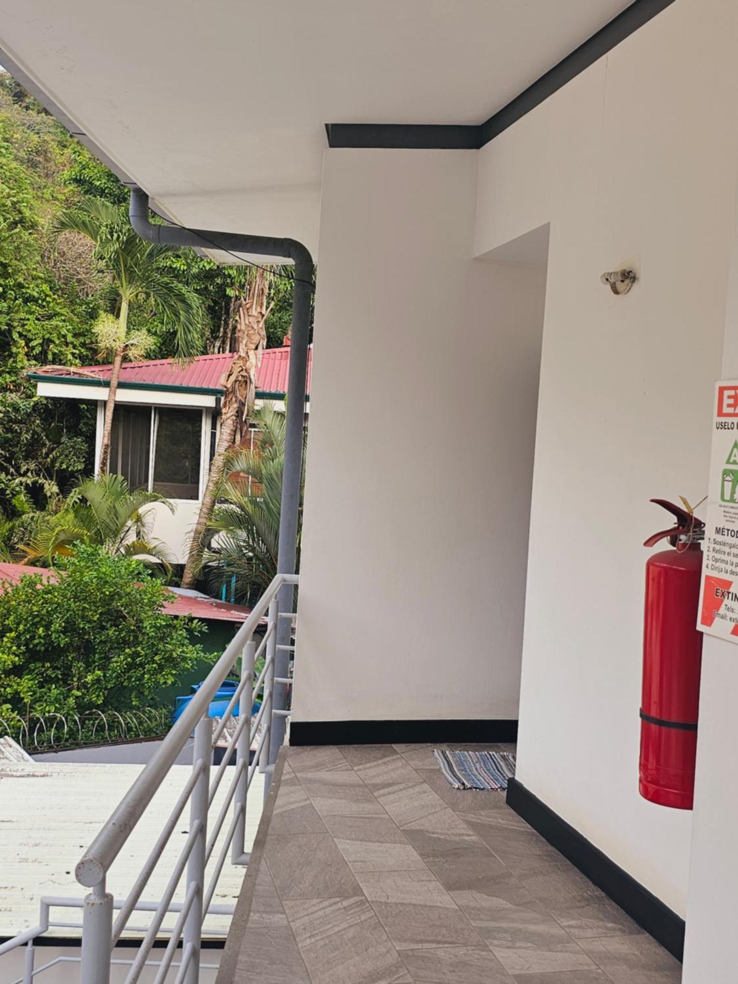 Pura Vida Apartments ケポス 部屋 写真